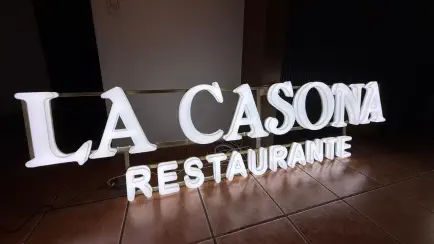 Cartel realizado la La Casona Restaurant